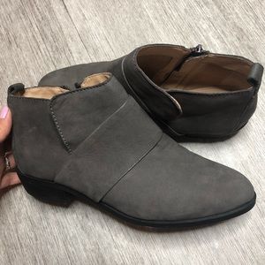 Grey Susina ankle boots